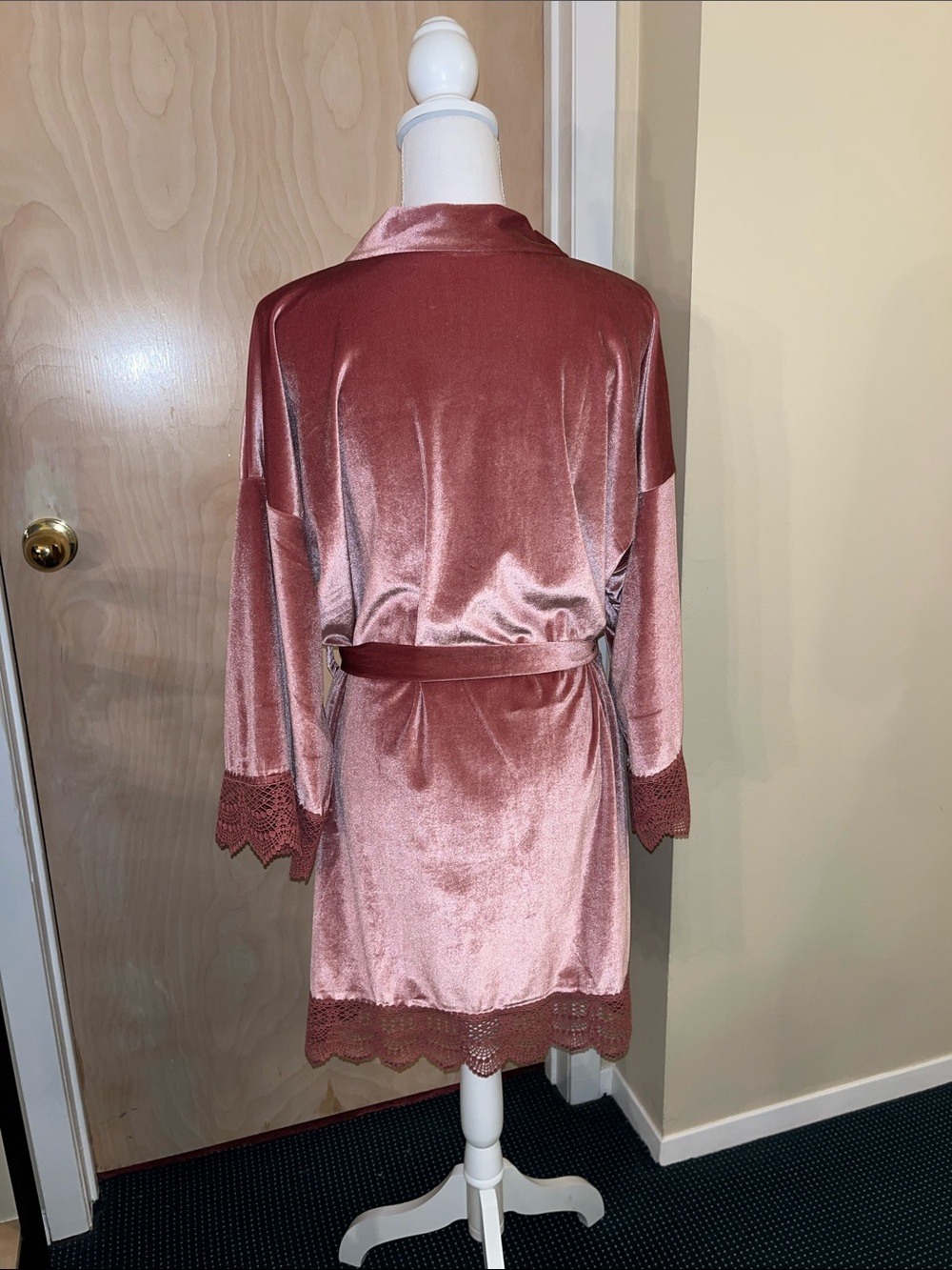 Velvet Lace Robe - Picture 2 of 2